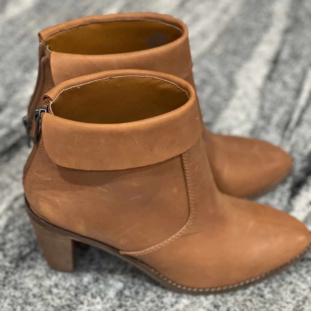 Lucky Brand Tan Leather Booties NWT